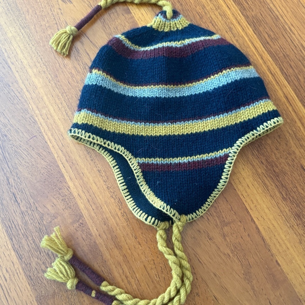 Striped Hat Beanie Earflap wool blue weatherproof brand - Picture 1 of 8